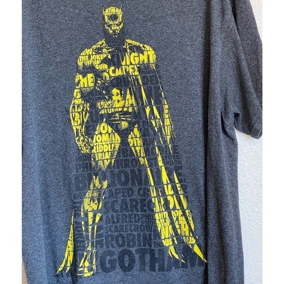 🌻 DC Comics Batman. Size Large GUC - Picture 4 of 6